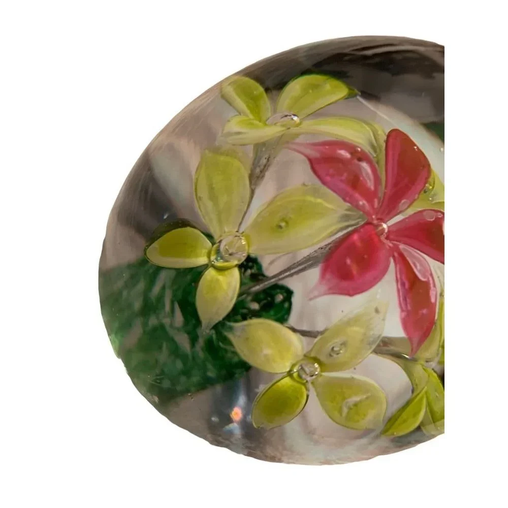Egg Shaped Glass Paperweight Yellow Red Flowers in Grass 3.4
